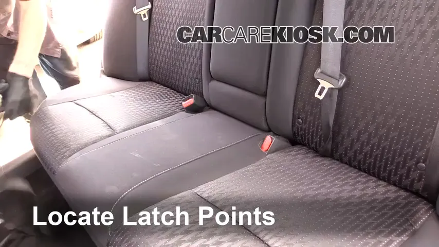 2017 Nissan Altima SL 2.5L 4 Cyl. Car Seats Install